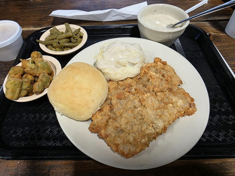 Lercy's Diner West food